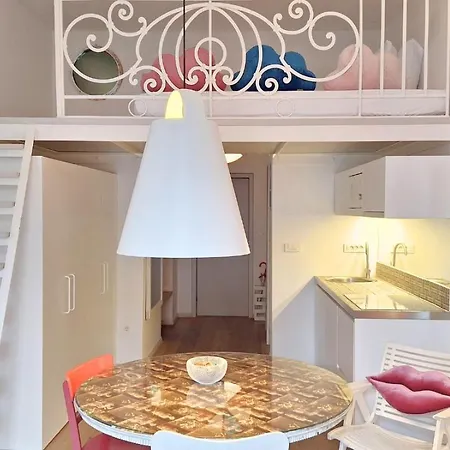 Tromostovje アパート リュブリャナ