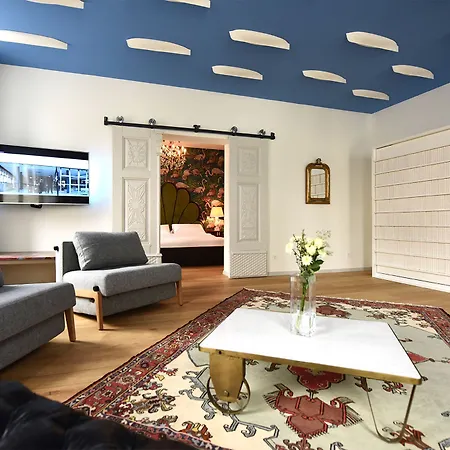 Tromostovje アパート