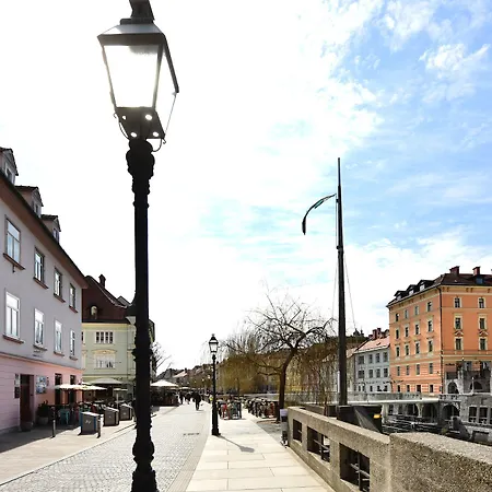 アパート Tromostovje *