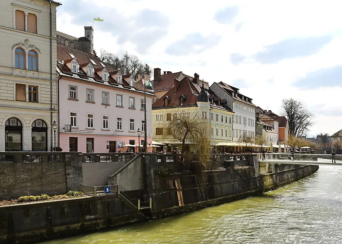 Tromostovje Апартаменты