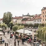 Tromostovje Apartment