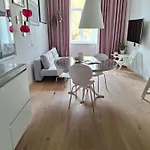 Tromostovje Apartment *