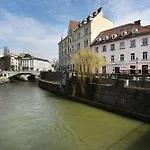 Apartment Tromostovje